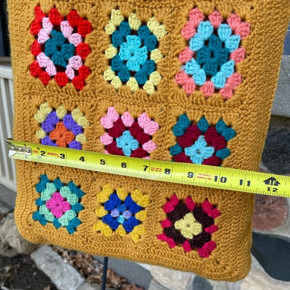 Vintage one-of-a-kind crochet granny square bag - Picture 4 of 5